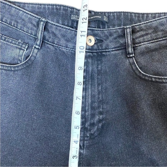 Zara 90s High Waisted Black Mom Jeans - Picture 6 of 7